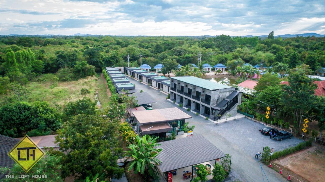 The Loft House Sakaeo Otel Watthana Nakhon Dış mekan fotoğraf
